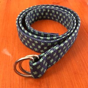 Vineyard Vines Unisex Shamrock Belt One size!